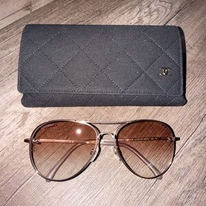 NWT CHANEL Chic aviator Sunglasses with Case